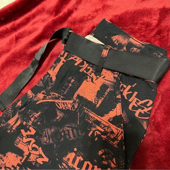 Beltedโcargoย pants - Picture 5 of 8